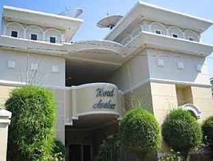 Archie Hotel Ternate Island Eksteriør billede
